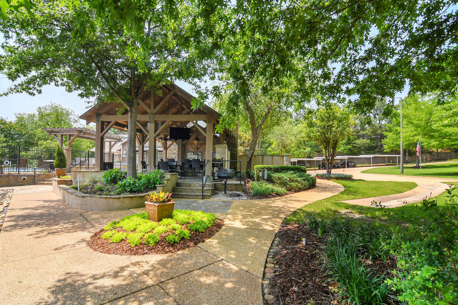 Lexington Pointe Apartment Homes